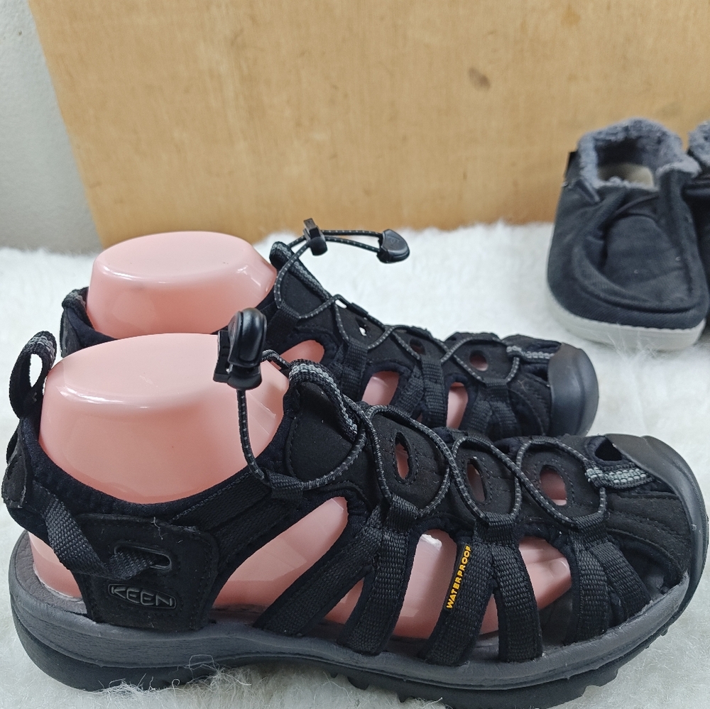 KEEN Black & Gray Sport Sandals Waterproof Hiking Sandals Women's size 9.5 - Picture 5 of 11